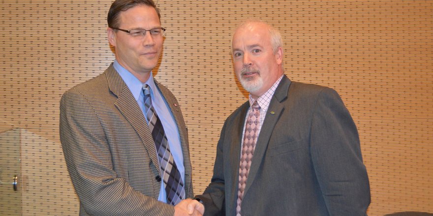 Congrats, Adrian! We’re proud of our manager of inspections for completing the @AMCTO_Policy Executive Diploma in Municipal Mgmt program. https://t.co/oo5p2yBqki