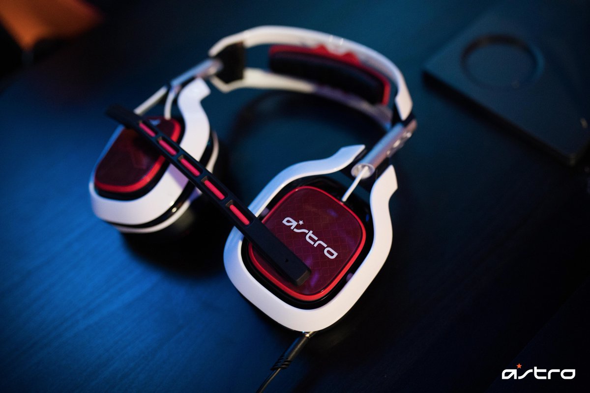 officalTear's tweet image. Enter the @DreamHackCSGO Raffle for a chance to win 1 of 6 A40 + MixAmp TRs!... ln.is/eIfW7 by #ASTROGaming via @c0nvey