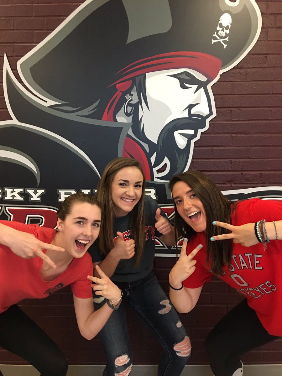 RRHS Yearbook tweet media