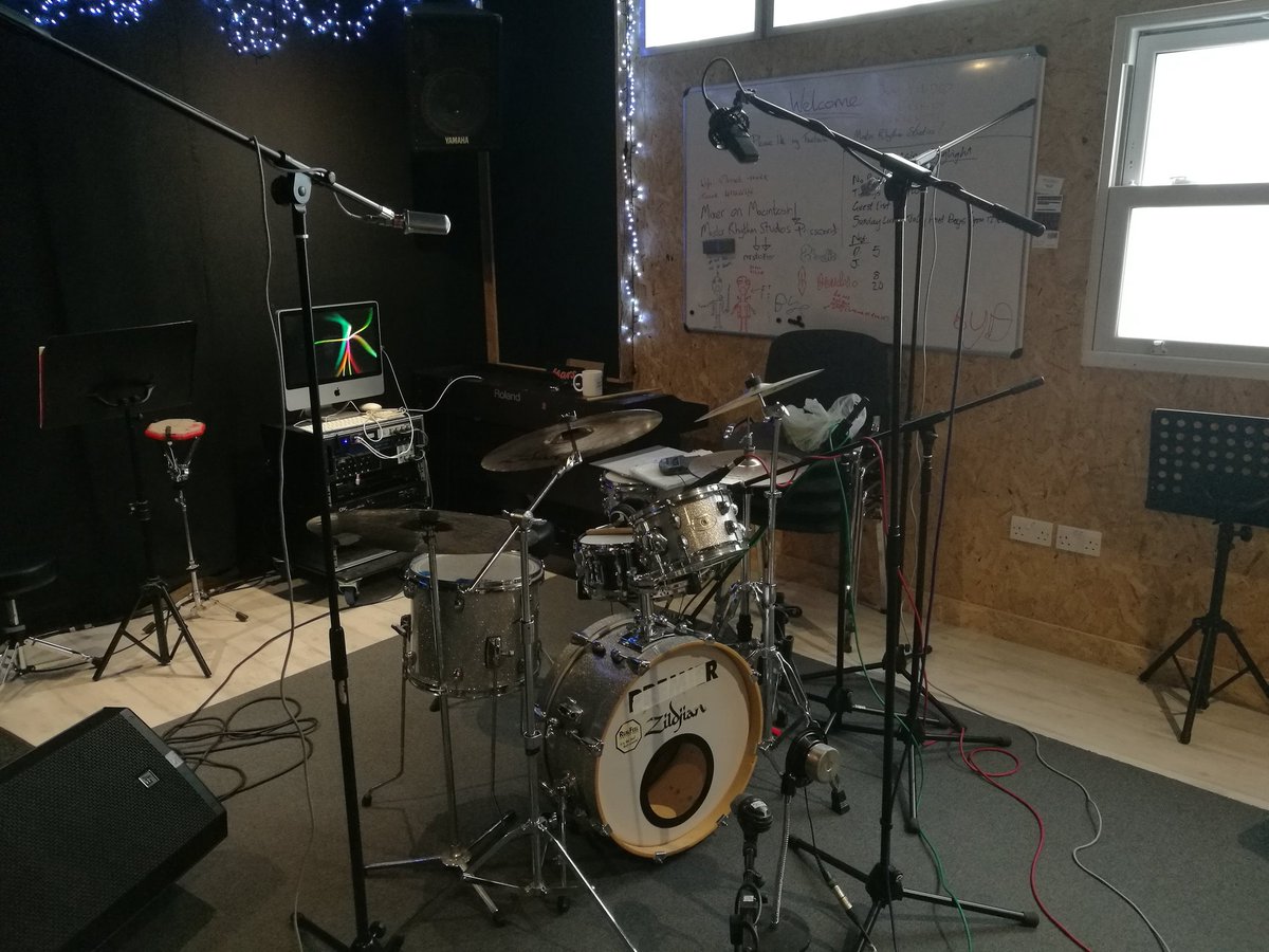 TimR_ox's tweet image. Good times recording Darren the funky drummer in @MasterRhythm Awesome sounding room for drums!