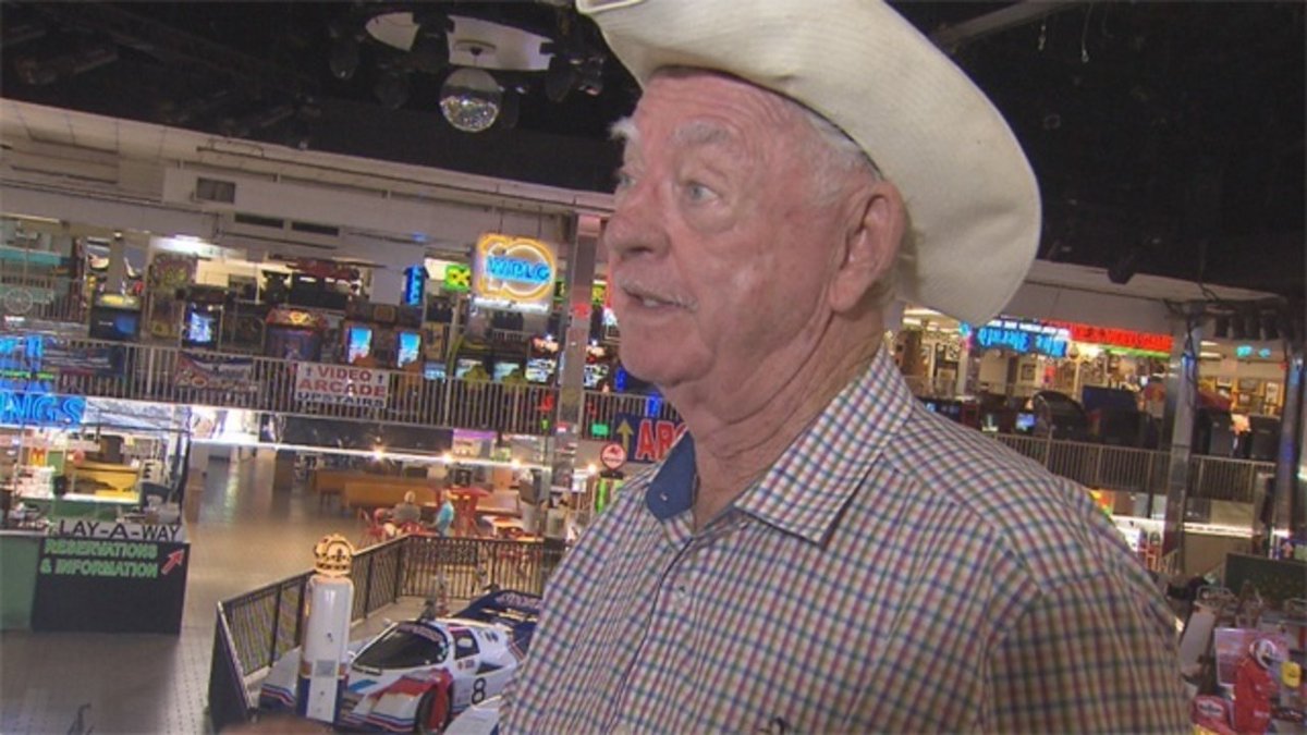 Swap Shop founder Preston Henn dies at age of 86 bit.ly/2pPlgOo https://t.co/GPZQhfGTYu