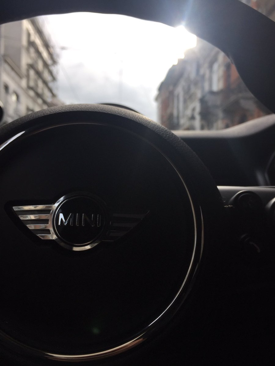 imSebG's tweet image. Faut avouer que c'est pratique quand même. Ath drive nos_bien