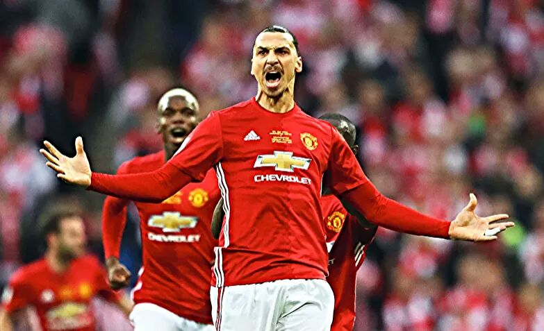 AL95DH's tweet photo. Zlatan Ibrahimovic is apparently taking 50 #ManchesterUnited players/staff out for dinner to say thank you. Legend.
#ZlatanFact https://t.co/a9C1JuR6lP