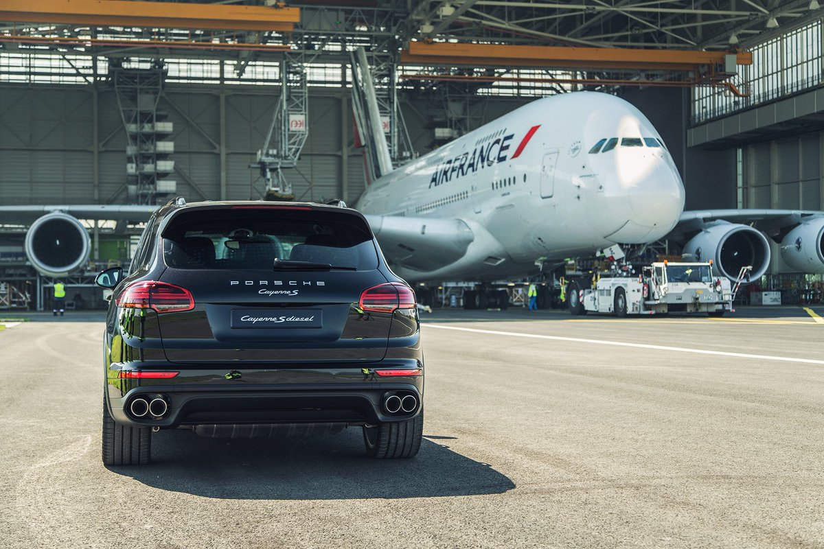 Porsche On Twitter A Cayenne Has Successfully Towed 285 A Porsche Cayenne Has Successfully Towed 285 Tonne Air France Airbus A380 42 Metres Setting New Guinness World Records Gwrpic Twitter Hzpqf0h3ws