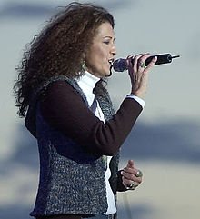 A happy dapper 72nd birthday to Rita Coolidge! 