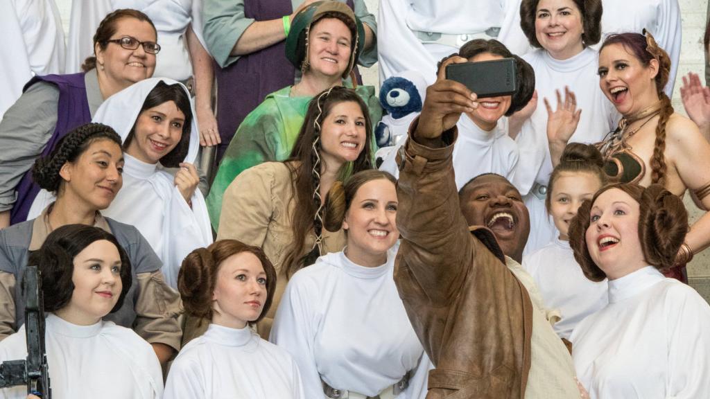 Are you ready for May the 4th yet? Here are some ways you can celebrate.
 ln.is/VUEk3 by #bradfitz11111 via <a href="/c0nvey/">Convey</a>