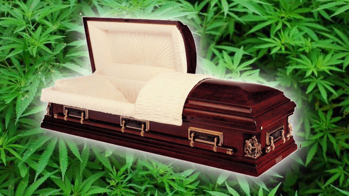 67 pounds of #marijuana found in casket at border checkpoint bit.ly/2qqzm5Z #RIWeed https://t.co/pGfXwQYNOe