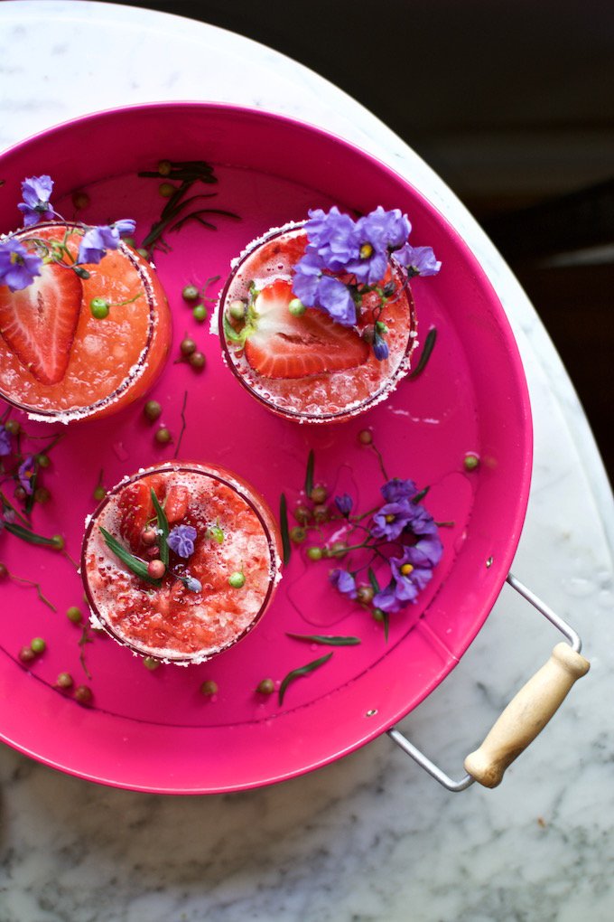 Strawberry Pink Peppercorn Margarita made w/ @powellmahoney Margarita Mix for #MargaritaWeek bit.ly/2oQYCVC #craftyourcocktail