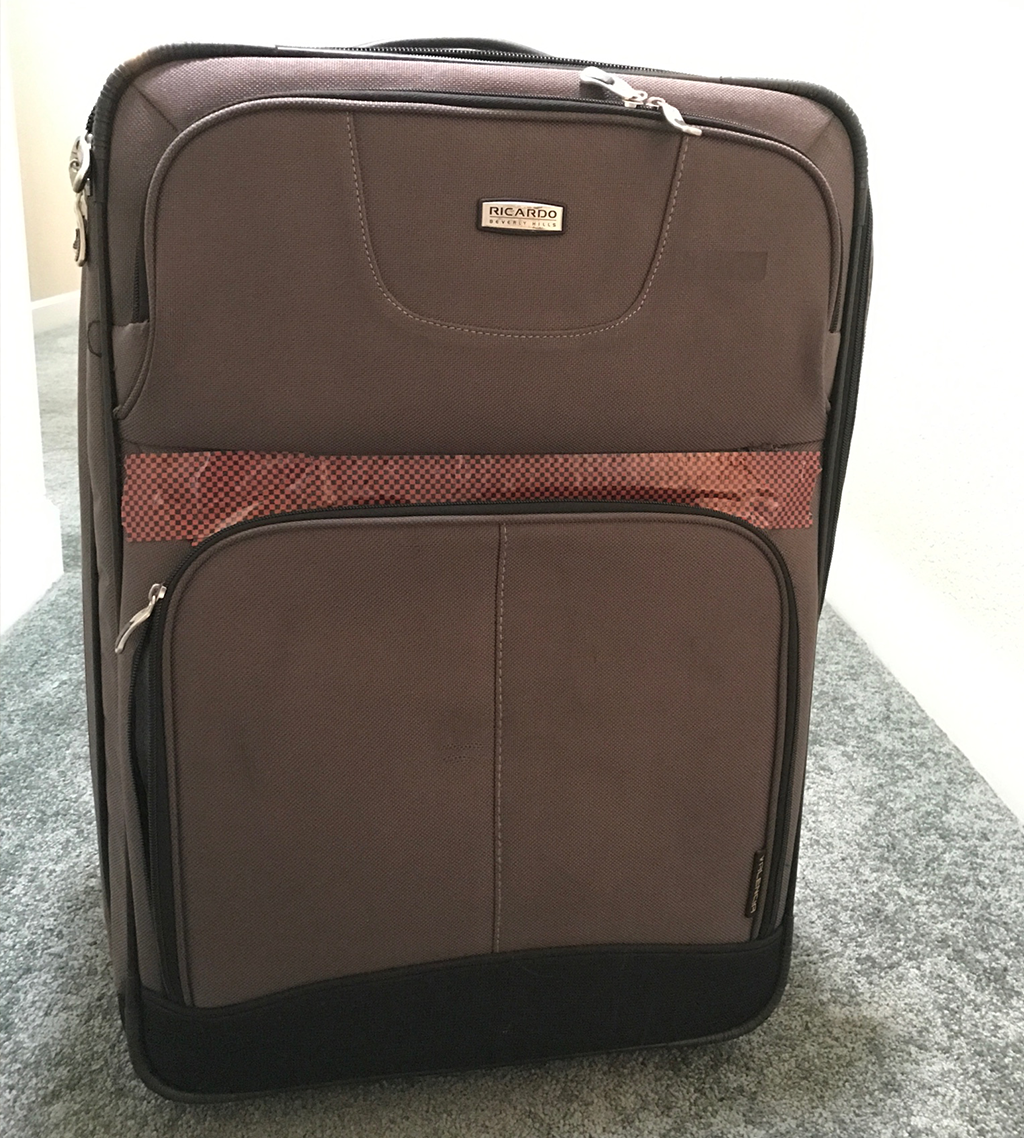 fiberfix's tweet image. Having 10X Tape on hand is a great way to take care of little fixes like these! #FiberFix