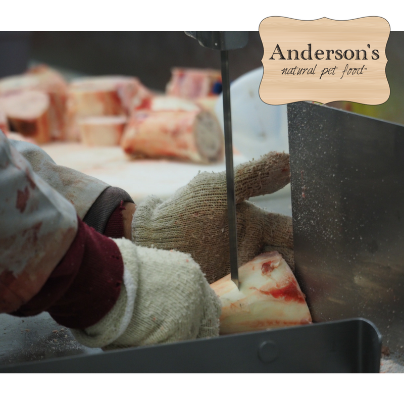 andersonspets's tweet image. It's crunch time! Keep your dog occupied with raw bones that will never splinter.