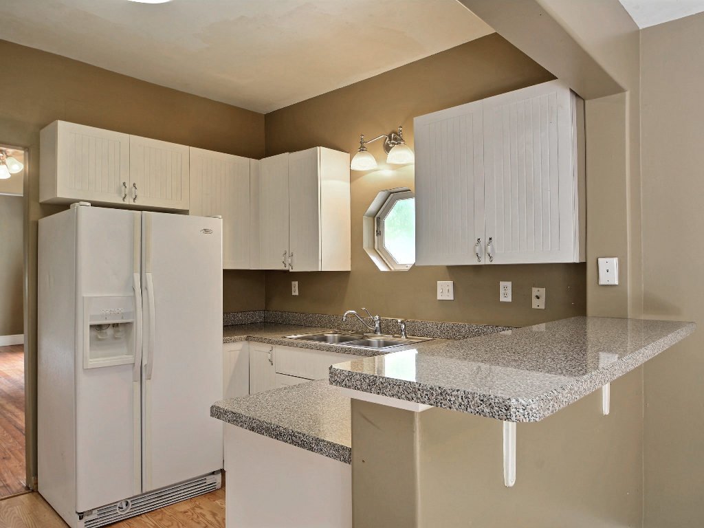 MichaelGThorpe's tweet photo. Adorable refreshed #cottage in popular #artdistrict: #VeroBeach #CulturalArtsVillage. Renovated, 2BR/2BA. $125,000 https://t.co/Odq4ntmt8Q https://t.co/omlEFp8eVR