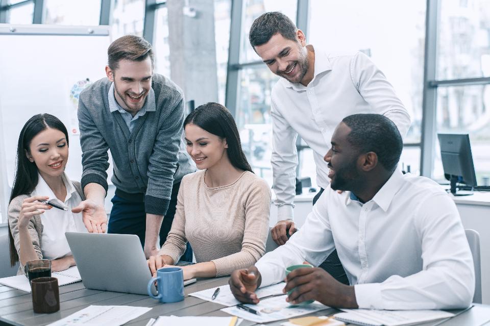 kevinttully's tweet photo. How The Relentless March Of #AI Will Help B2B #Sales https://t.co/eWqc7xrlIO @Gong_io #salesscience https://t.co/sXXilel9mn