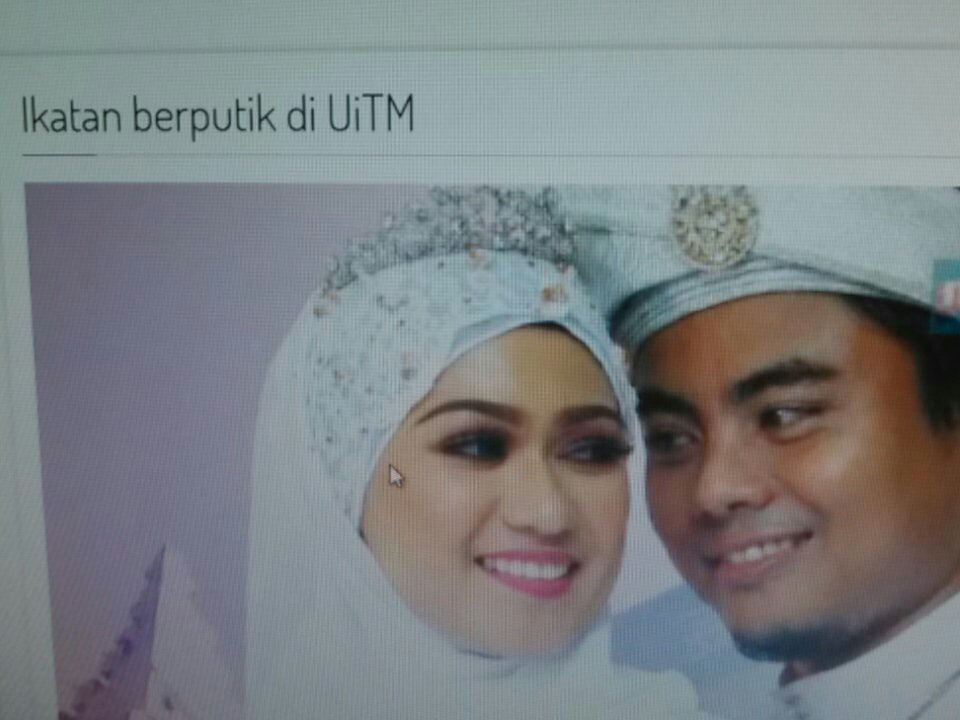 Acap_Boom's tweet photo. 5 tahun aku dkt UiTM jgn kata berputik, dipandang pun tidak https://t.co/QZ3IB3gqij