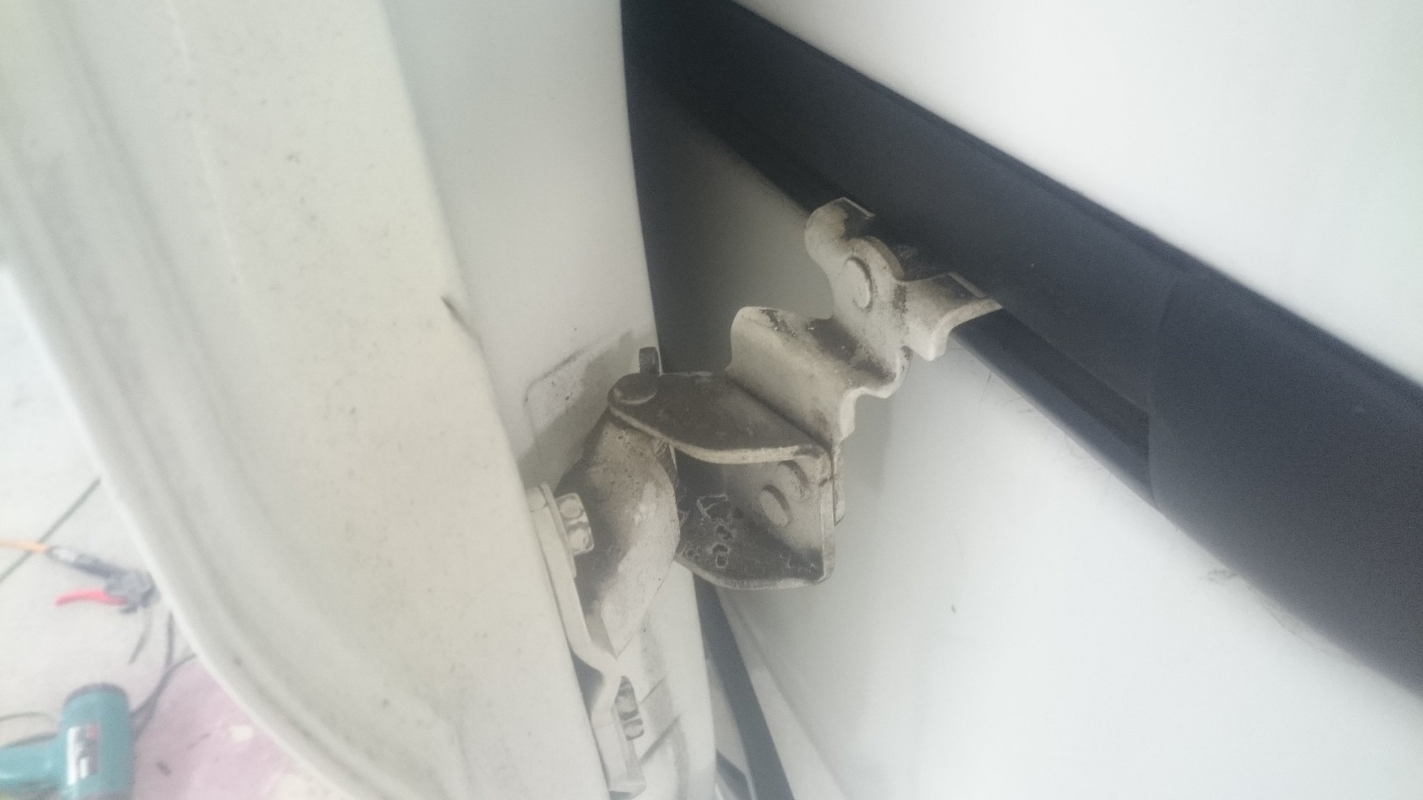 O Xrhsths ファンセブのイトークン Sto Twitter 中古車仕事で仕上げの洗車や磨きをやるんで新しく溶剤仕入れてみたらイイ落ちだね O O 窓フチ ヒンジ類 エンブレム ドア内 真っ黒い汚れ落ちなくて困ってる人多いんでない 本気 O Xrhsths ファンセブのイトークン Sto Twitter 中古車仕事で仕上げの洗車や磨きをやるんで新しく溶剤仕入れてみたらイイ落ちだね O O 窓フチ ヒンジ類 エンブレム ドア内 真っ黒い汚れ落ちなくて困ってる人多いんでない 本気