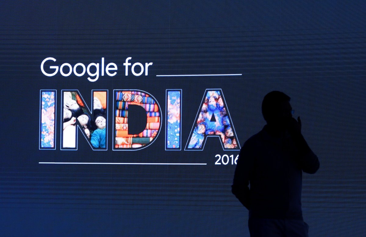 RealTechsReview's tweet image. Google announces 'Solve for India' campaign in tier-2 cities
crwd.fr/2poXjfg