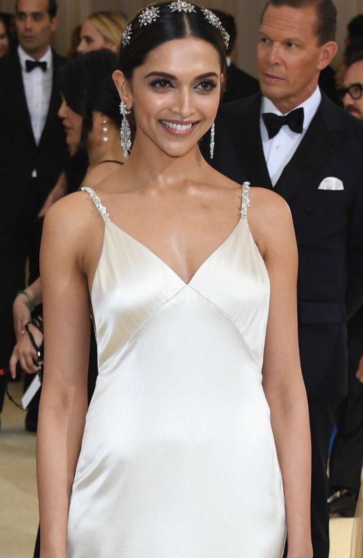 Deepika Padukone FC on Twitter "[PICS2] The beautiful