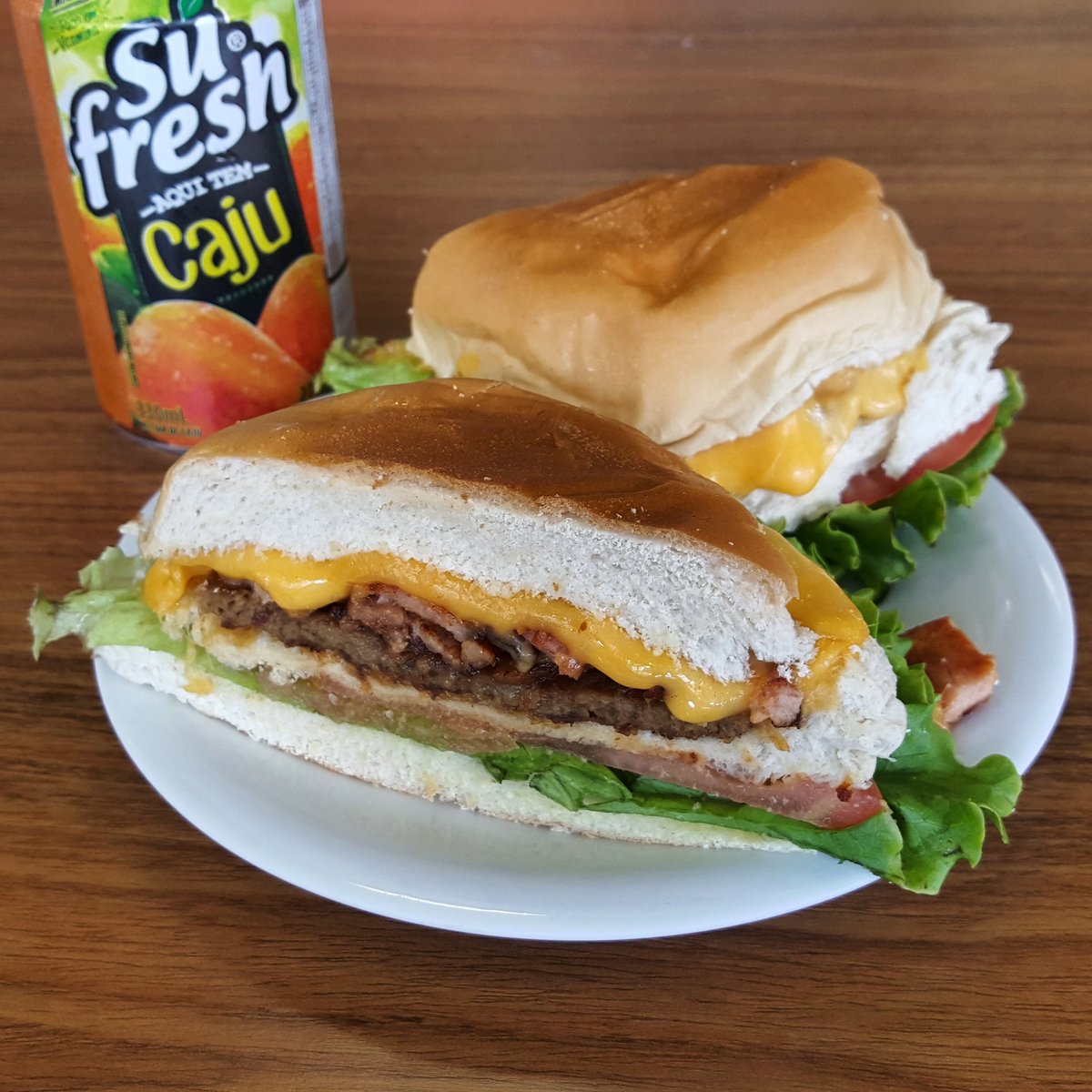 HumbleMeals_BR's tweet photo. Cheese Bacon Salad Burger.
#BLT #BLTCheeseburger #Burger
#Cheeseburger #Hamburger
#HumbleMealsSP #SãoPauloCity

https://t.co/R9UhuIs1oh https://t.co/eKZJ6XjmAV