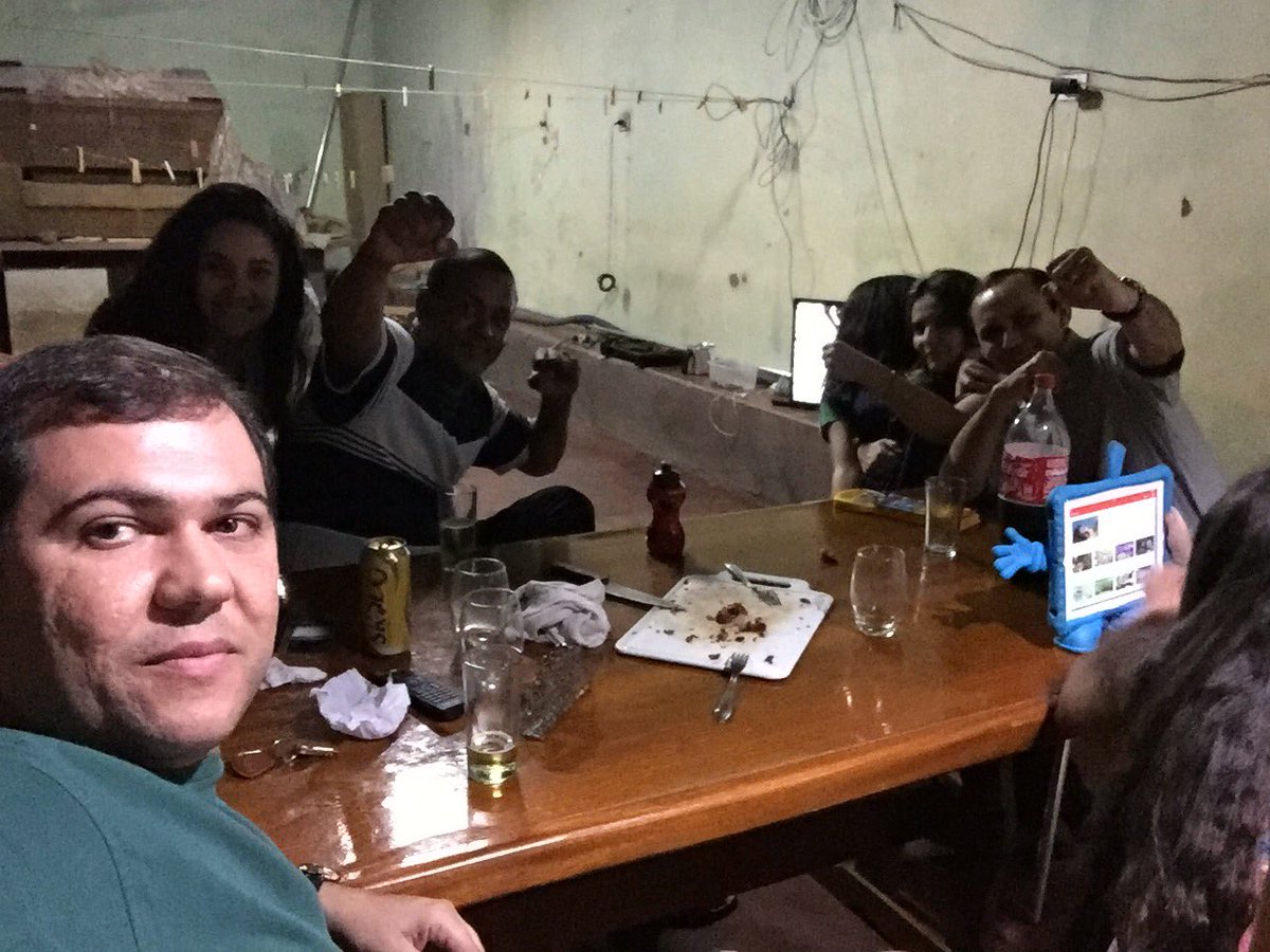 Leonovaes7's tweet photo. @ufc207nocombate https://t.co/TDTwpT2Lbb