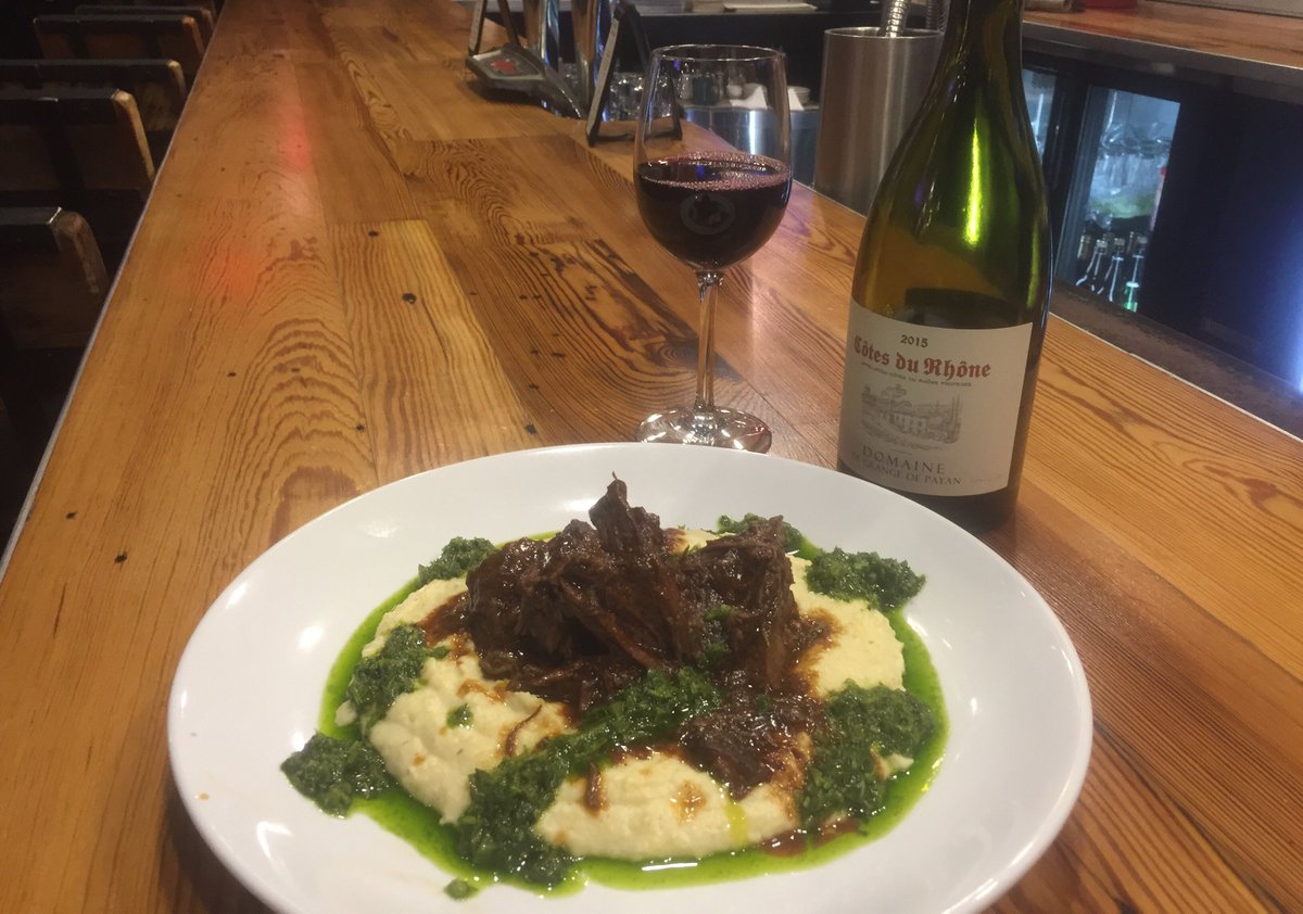 EatAtFrys's tweet photo. Braised beef, the creamiest polenta, chimichurri. #comfort #cville https://t.co/6siOO6EJv9
