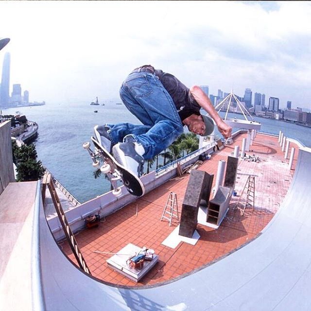 PlanBofficial's tweet photo. Flashback Friday with @pduffplanb. Indy Air. Hong Kong, 2003. π·: @theohand #planbskateboarding #25YearsofPlanB #patduffy https://t.co/2ovQ6KOGJK