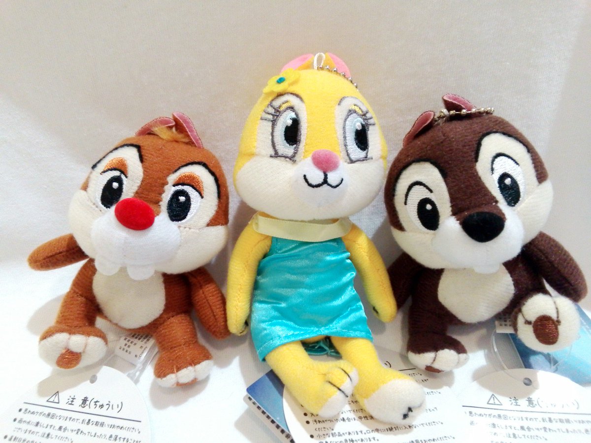 サンキューマート静岡東急スクエア店 商品紹介 ディズニーキャラクターのぬいぐるみキーホルダー 全部で8種類あります お友達やカップルでカバンなどにつけたらカワイイですよ もちろん店内全品390円 税 欲しいと思ったらrt 可愛いと