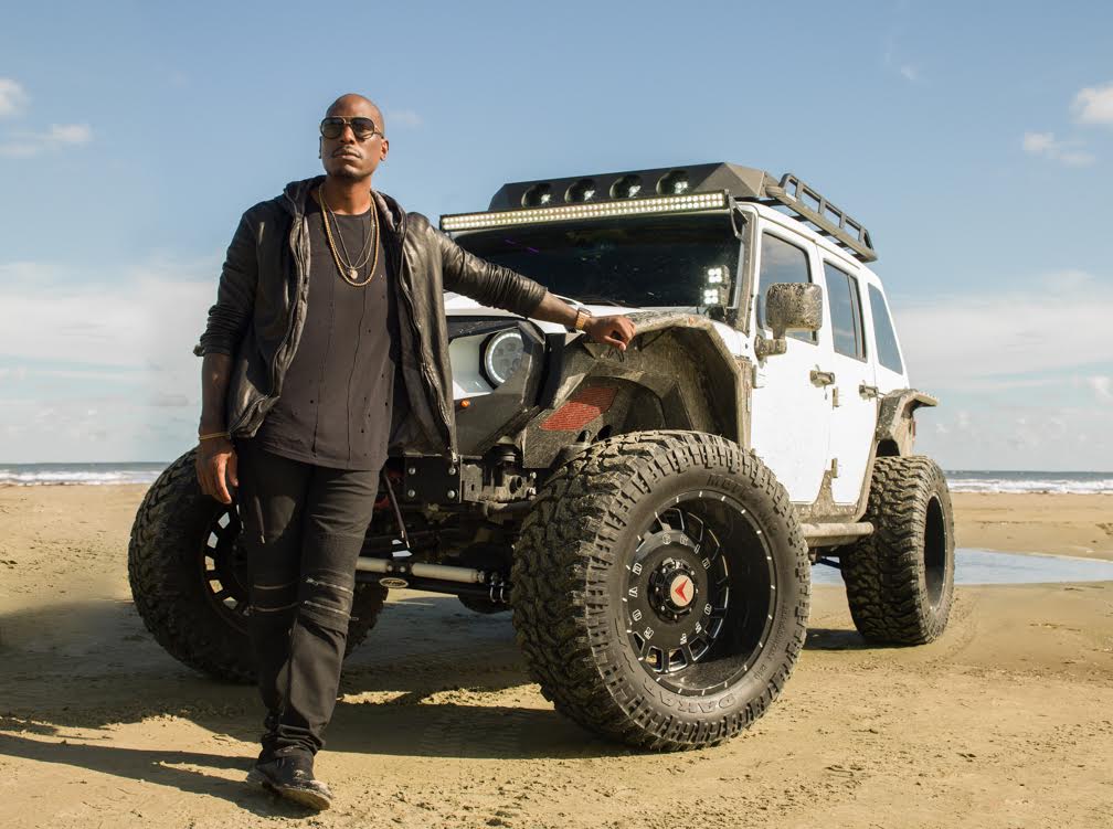 HighbornMS's tweet photo. Happy Birthday to Tyrese Gibson. #VoltronMotorsteam #TyreseGibson #Rebel #Jeep #wranglerunlimited #Voltron #HappyBirthday https://t.co/w3N0Zja4Lk