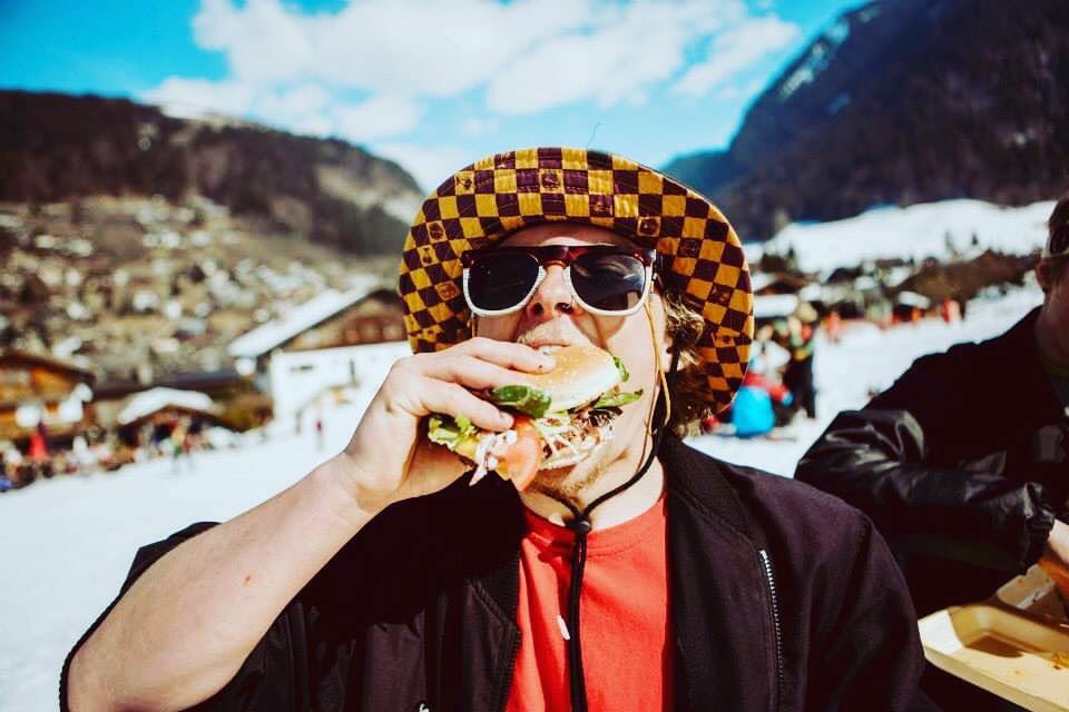 Mikey's big BBQ is back for #NewYearsEve at Le Cottage!

It's going to be one almighty party with <a href="/ZuriAura/">Zuri Aura</a> bringing in the bells!#Morzine