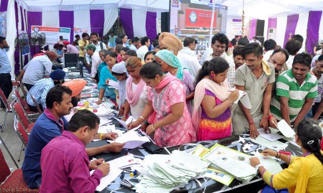 news24tvchannel's tweet photo. Cuttack: Probe launched into suspicious transaction in Jan Dhan accounts #Cuttack #probe #suspicioustransaction #J https://t.co/UwXCCUMB48 https://t.co/gtwd7bzw5k