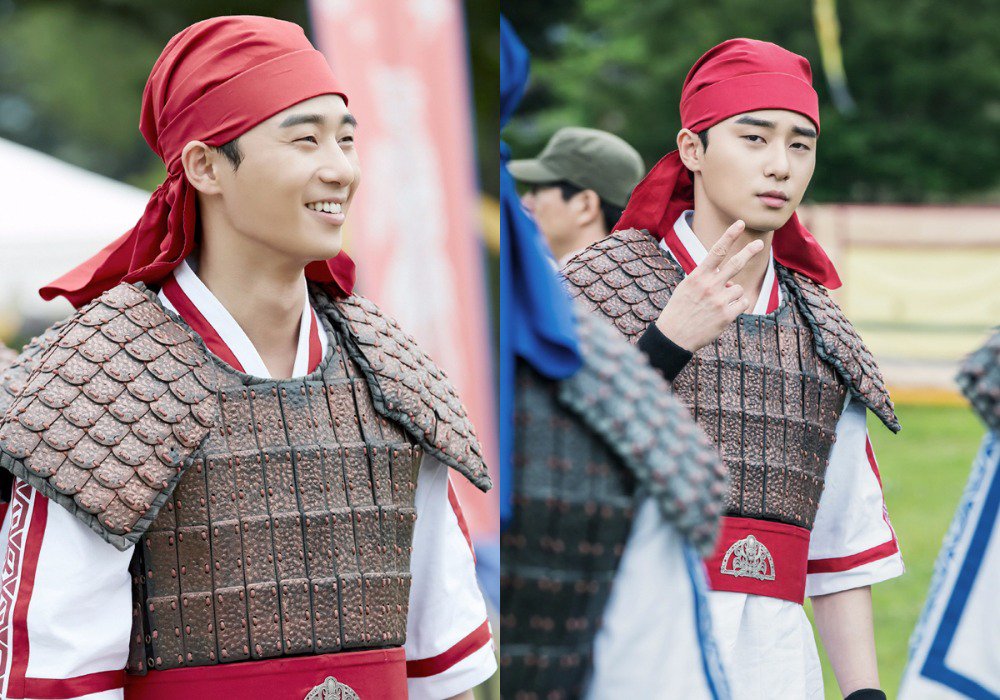 KBSWorldTV's tweet photo. Starting the first day of NEW YEAR 2017, with his smile !!! #Hwarang #kdrama #koreandrama #화랑 https://t.co/ThHhvfjXE6