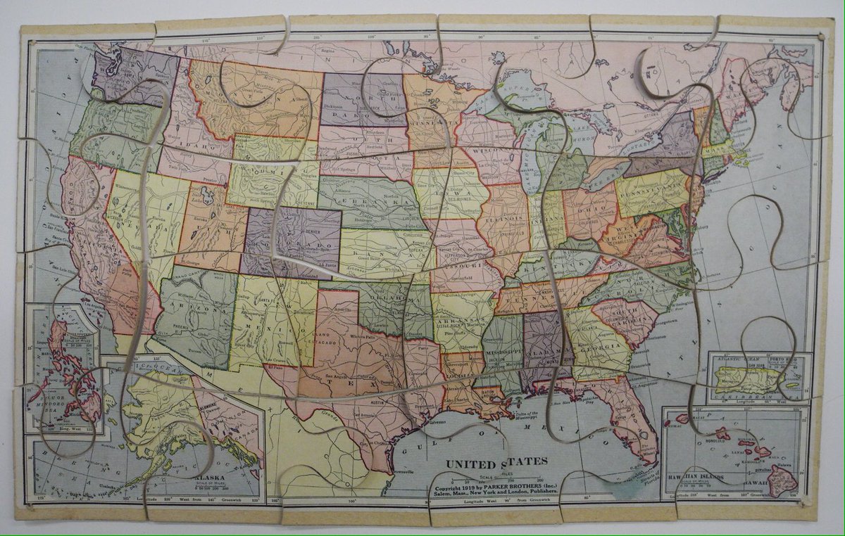 mapmanTENN's tweet image. The United States Map Puzzle Parker Brothers c1919. 24-piece elementary level color lithographed puzzle. #mappuzzle antiquemapsandglobes.com/books_one_book…