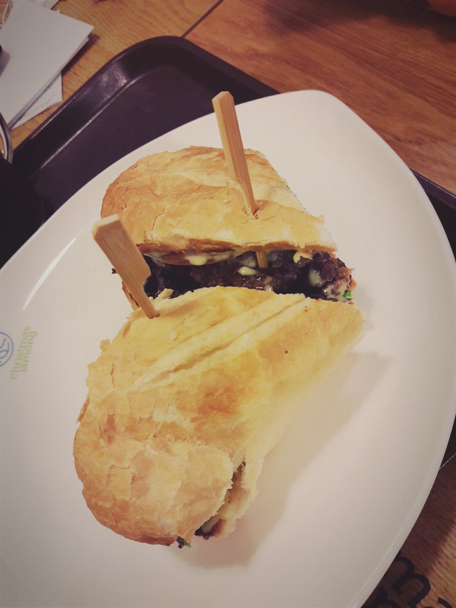 candkdoda's tweet photo. 불고기 샌드위치!♡ https://t.co/A4vdTtAjQF