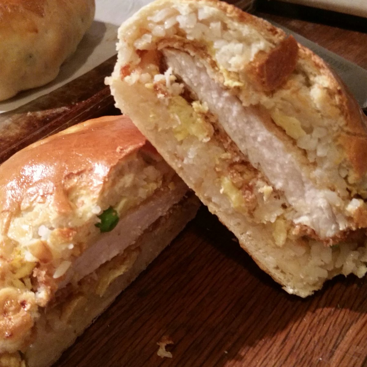 calimongenx's tweet photo. Now I can post these.  Made Katsu Pirozhkis for my friends.  Thanks @Crunchyroll for the recipe.  #yurionice https://t.co/cuinjT2e4B