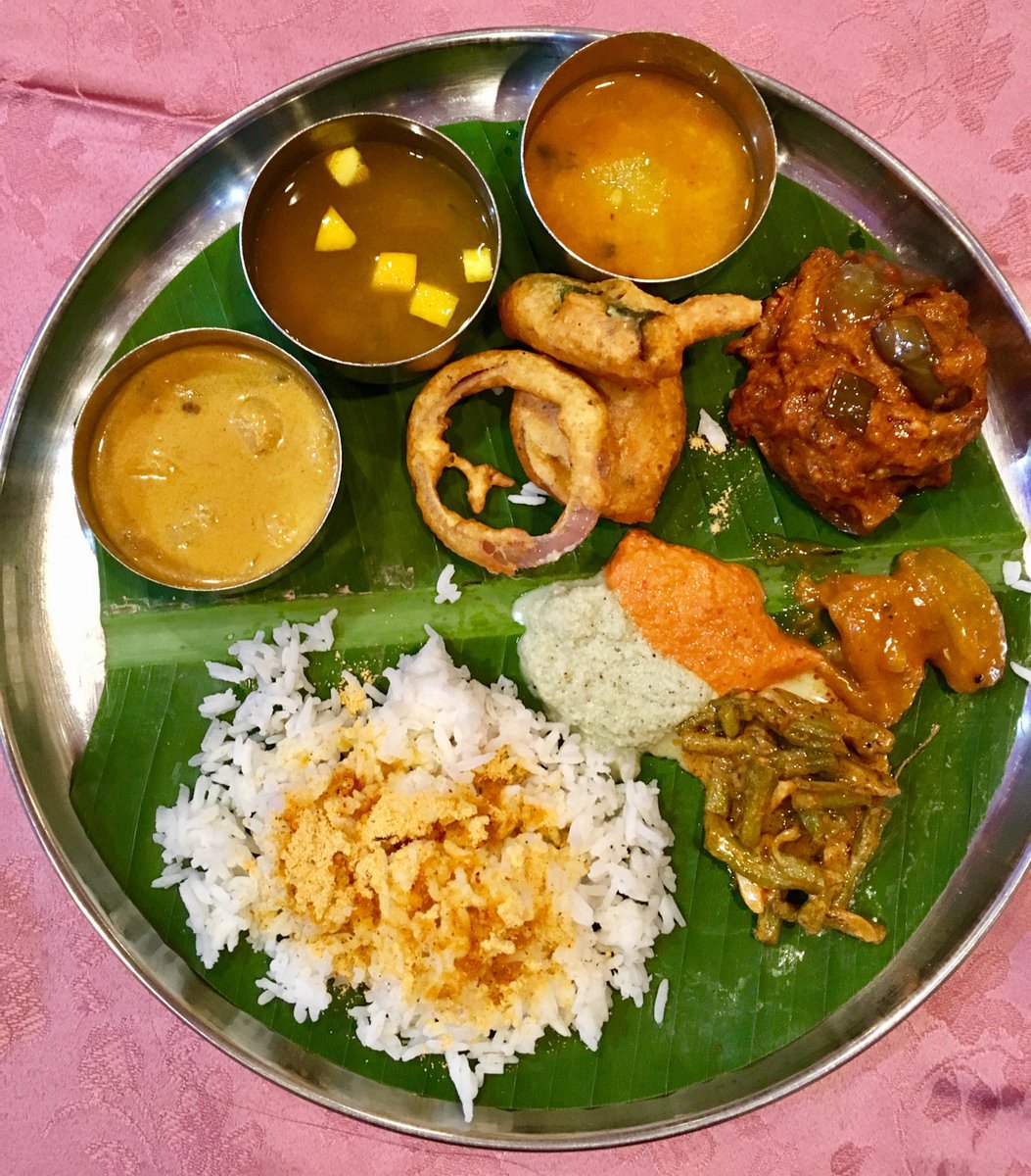 aboutkl_my's tweet photo. The best Indian cuisine- Southern & Northern are here! My personal fav would be the Dosai. One of a kind! ๐#KLEat @ Annalakhsmi Restaurant https://t.co/tYiIBvT3yj