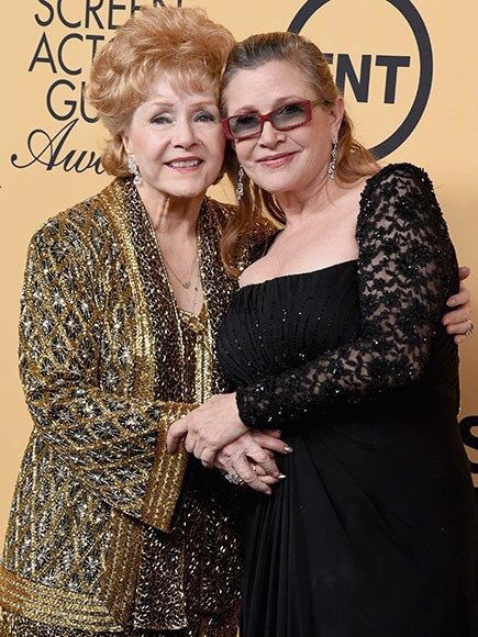 LZuni's tweet photo. even Princess Leia needed her mom.  

Rest with Carrie, Debbie.  #RIP https://t.co/5YccEei7O0