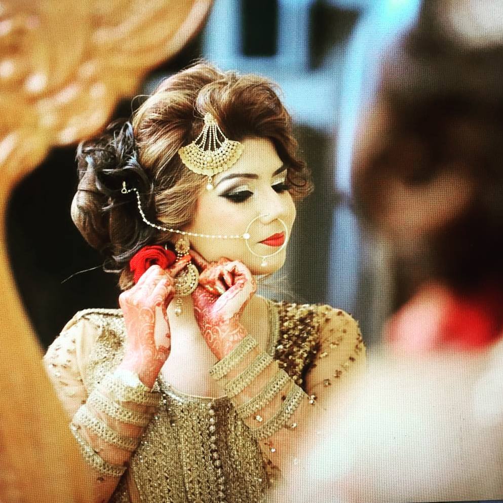 LabelNityaBajaj's tweet photo. #prettybrides in @LabelNityaBajaj
The gorgeous @safina sparkles in our #gold #Resurrect #sequins
Shop us at 37A shahpurjat, newDelhi https://t.co/ThlMO0525g