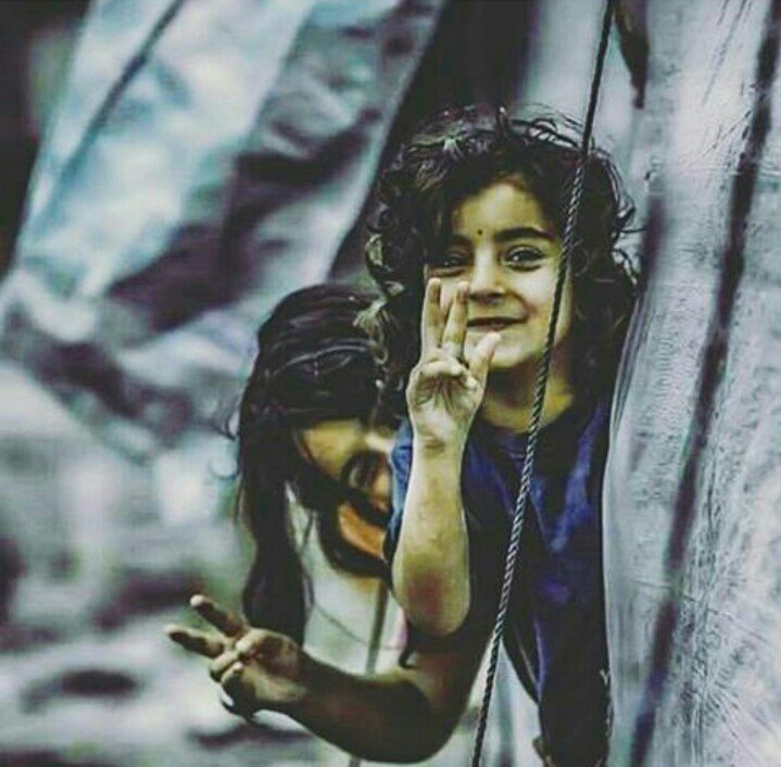 FUNDTASTIC7_ID's tweet photo. So lets gather everyone hand in hand to help them #SaveAleppoNOW #NCTFansSavealeppo #Savealeppo https://t.co/KxsVfJmlhf