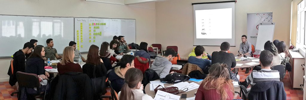Trakya_TTO's tweet photo. Edirne #TİMTEBGirişimEvi nde Wake Up Programında son güne gelindi. MVP uygulaması ile iş fikirleri "Test Et" aşamasında! @Girisim_Merkezi https://t.co/nI2xmqXBTU