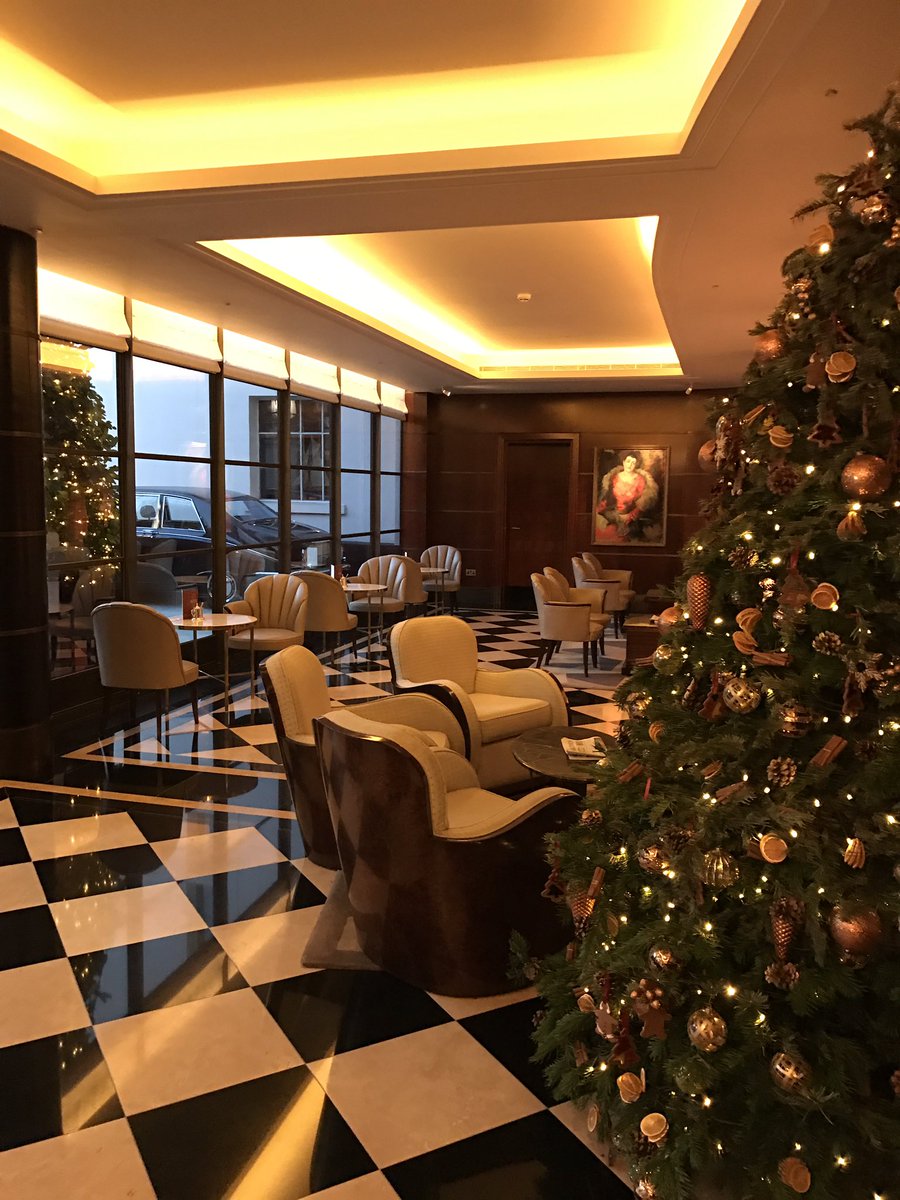 jeannewmanglock's tweet photo. The warm glow of the exquisite @TheBeaumontLDN in holiday lights. Happy to be "home". One of the top hotels in the world. @visitlondon https://t.co/WzPaBJbhPV