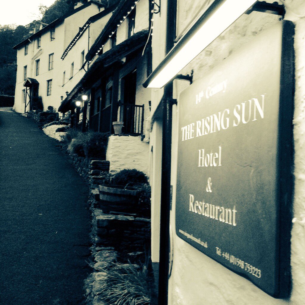 #drinks #lunch #food #exmoor #Devon #tworosette with love to <a href="/coleridgeway/">Coleridge Way Walk</a> <a href="/everyexmoor/">Everything Exmoor</a> <a href="/NDJournal/">NorthDevonJournal</a> <a href="/DevonLife/">Devon Life</a> @Tasteofthewest <a href="/WMNNews/">Western Morning News</a>