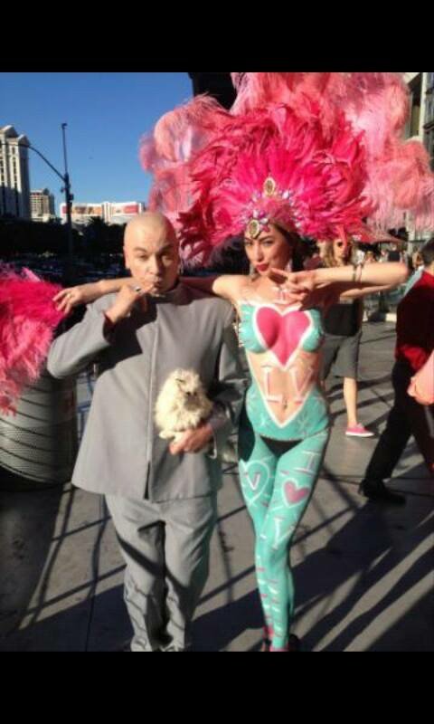 Throwin it back to LV 😜🌈💋💚☺️