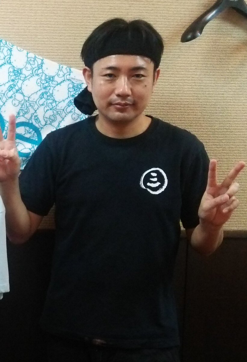 deeep3255's tweet photo. まだ間に合う❗❗

二代目みさわ 本日最終営業日(>_<)

24時迄に来ていただければ
食べれますよ🎵

※最後までオーダーストップ、品切れ
 致しません❗ https://t.co/mjzlkyg4gg