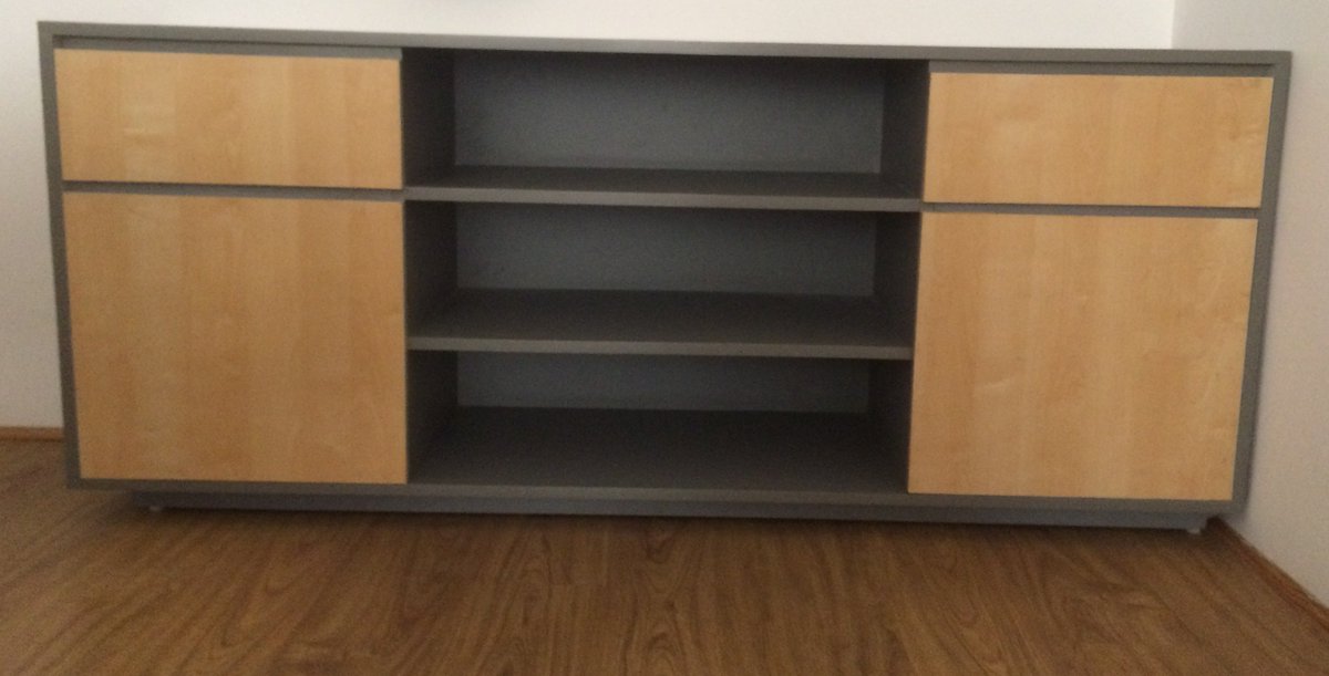 mold_studio's tweet image. Molding spacious cabinets!
#molddesignstudio #products #interiors #cabinets #design #simplicity #reclaimed #wood