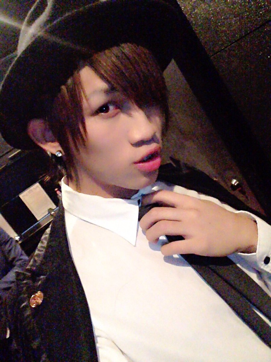 noname77700's tweet photo. こんばんわ_:(´ཀ`」 ∠):
今年最後の締め日です!
なんとなんと、我らがあさとさんラストでございます涙涙(● ˃̶͈̀ロ˂̶͈́)੭ꠥ⁾⁾よかったら姫方最後に一緒に見送り出しましょp.s今日スーツです。また違う雰囲気が見るぞ!!w๑❛ᴗ❛๑
#GENRISE
#締め日〆 https://t.co/EYngr8ZeSc