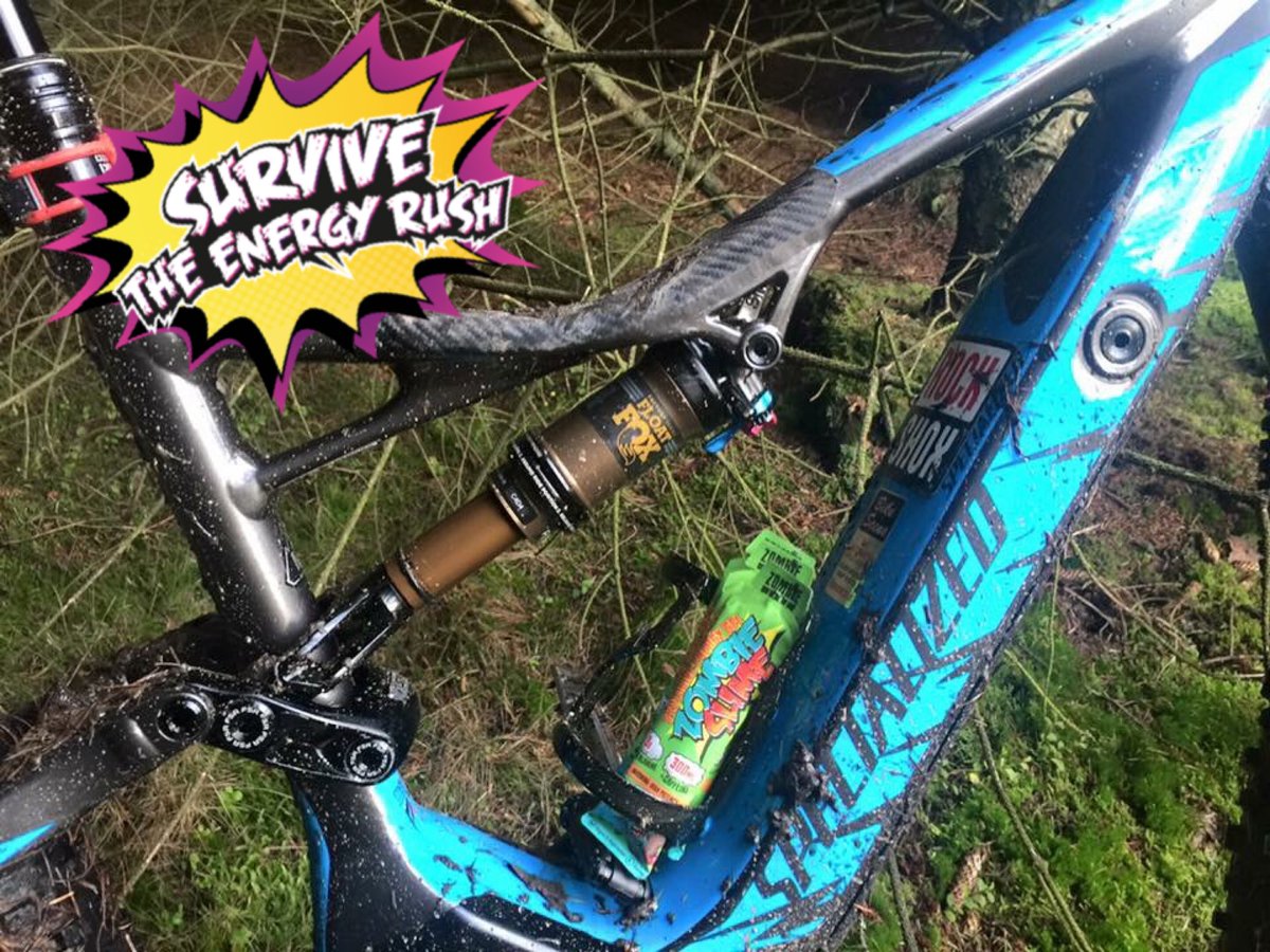 TheZombieSlime's tweet photo. Simon Russel enjoying a #ZombieSlime fuelled extreme bike ride over the holidays!
#mountainbiking #mountainbikelife #cycling #cyclinglife https://t.co/tODFXw2UbF