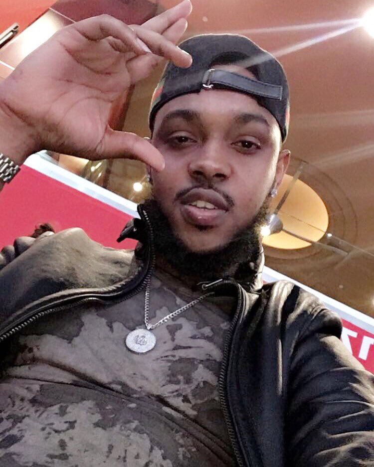 1KINGGizzle's tweet photo. 🎉👑 I CANT believe My Birthday Is Today! A year full of life lessons that I will never forget! It only made me wiser. #MajotLife #Gilcember https://t.co/uoMXBJoP60
