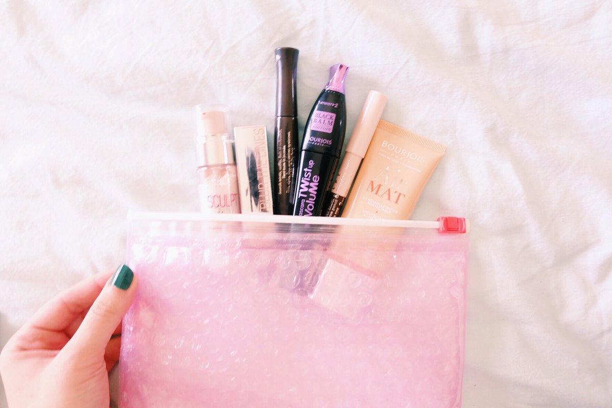 Prepping for New Year's Eve with <a href="/bourjois_uk/">Bourjois</a> #beauty #essentials