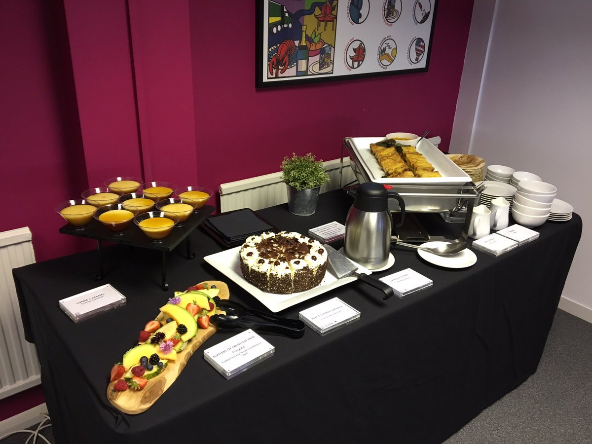 FreshFigEvents's tweet photo. Reflecting on 2016 events....food tasting in Berlin ready for 11,000 delegates at Cisco Live 2017 https://t.co/usA8oHvdml