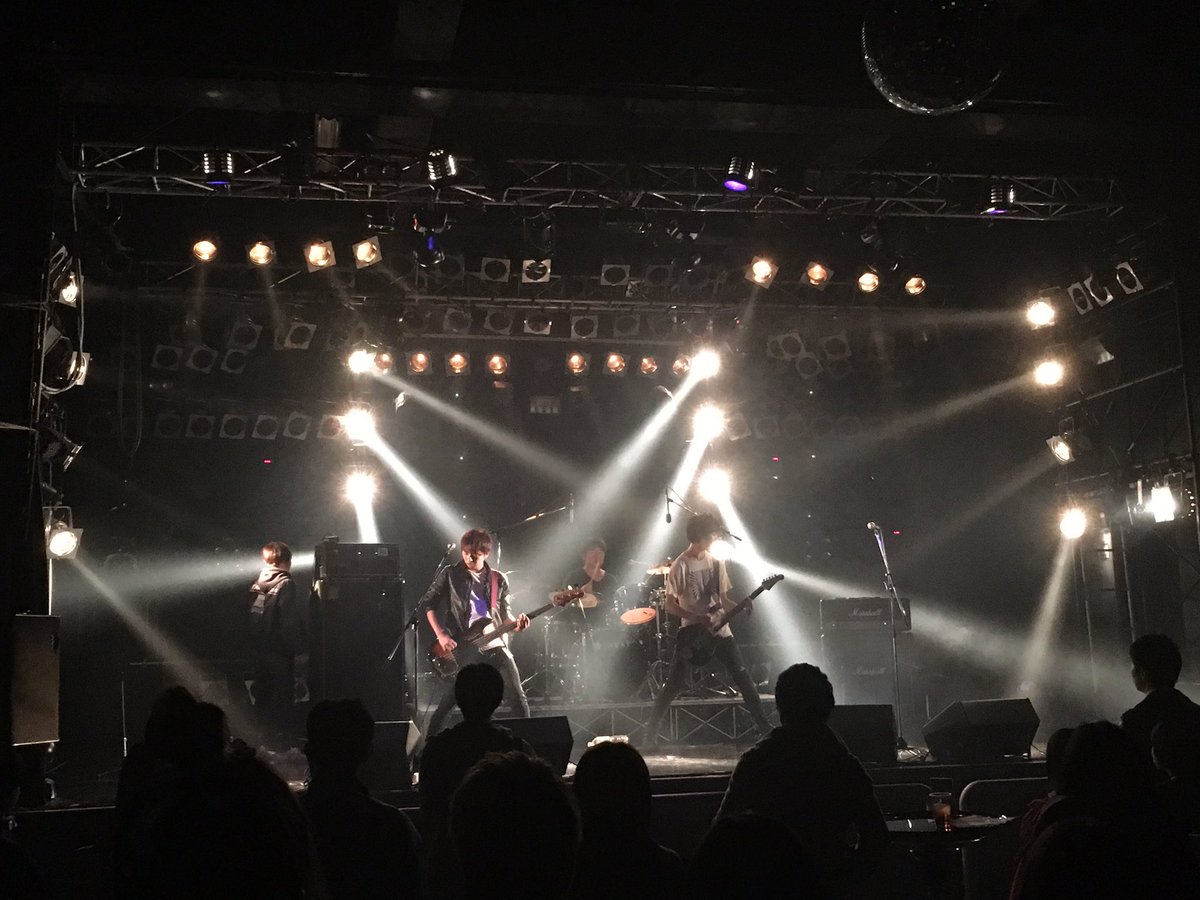 vitaminotes's tweet photo. 1組目 は CHILDRUG (@CHILDRUG )
まだ間に合いますよー！😆

#CDTOPS https://t.co/FbAIz3K4NQ