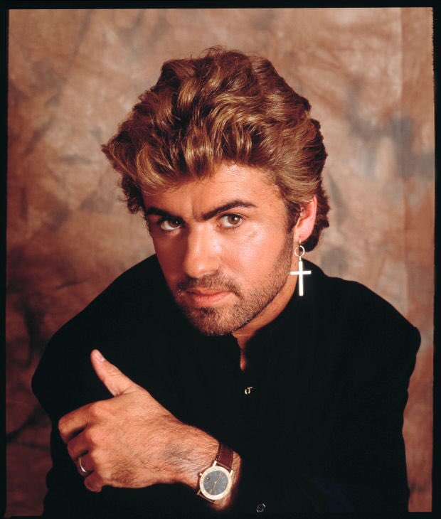 TheHoodedClaw66's tweet photo. Two musical icons 

Both #Gay 

Both Hounded by the #Sun 

#GeorgeMichael #FreddieMercury #DontBuyTheSun #DBTS #Queen #Wham #LGBT https://t.co/crOoOUlFhu