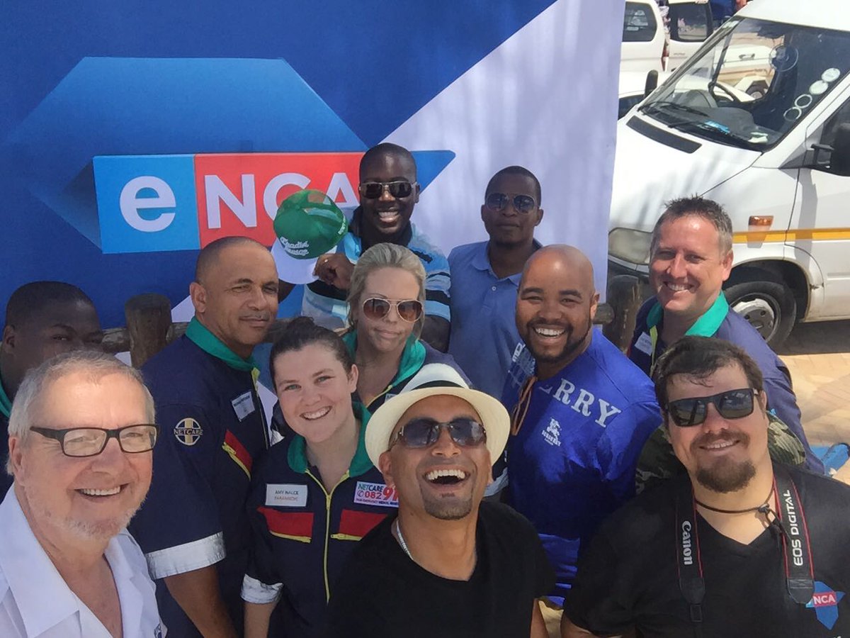 Netcare911_sa's tweet image. Watch chanel 403 at 12h30 for a live broadcast from Margate Beach #savealife #passion #awsomeservice #eNCA
